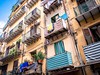 palermské uličky s typickými balkony v Palermu